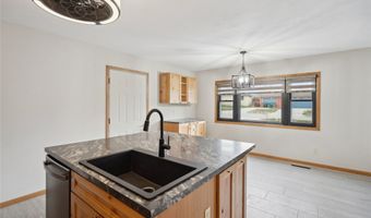 805 Davis St, Polk City, IA 50226