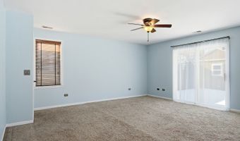 39450 N Circle Ave, Antioch, IL 60002