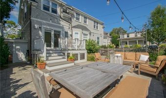 6 Bayside Ave, Newport, RI 02840