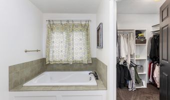 11576 Spruceview Dr, Allendale, MI 49401