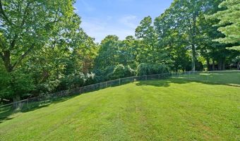 102 Hillcrest Rd, Aurora, IN 47001