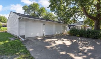 204 N Huber St, Anamosa, IA 52205