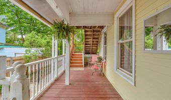 21 Laurel Ave, Auburn, ME 04210