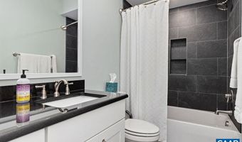 61 HILLSIDE Ln, Afton, VA 22920