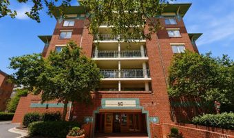 610 N WEST St N 105, Alexandria, VA 22314