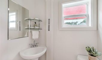 37 Denver Ave, Cranston, RI 02905