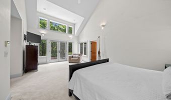 476 Baxter Neck Rd, Barnstable, MA 02630