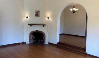 3916 Sierra Dr, Honolulu, HI 96816
