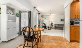 1402 Bardstown Trl, Ann Arbor, MI 48105