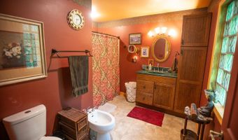 1379 Sandusky Rd, Albany, OH 45710