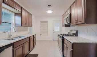 406 W Franklin St, Alvord, TX 76225