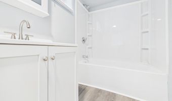 1403 W 3rd St, Anderson, IN 46016