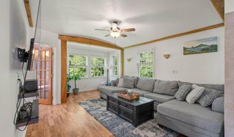 1235 Weeks Mills Rd, Augusta, ME 04330