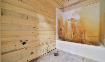 951 Swede Lake Trl SW, Backus, MN 56435