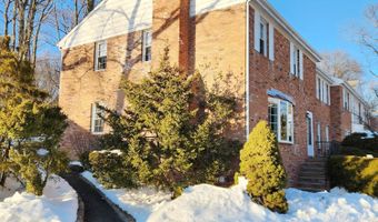 96 Valley Rd 1, Cos Cob, CT 06807