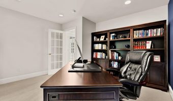 5606 WILSON Ln, Bethesda, MD 20814