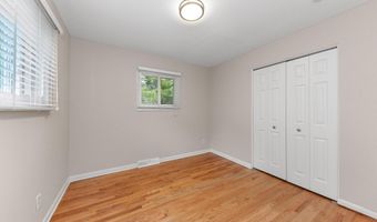 1025 Western Dr, Ann Arbor, MI 48103