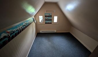 15 E 4TH St, Blades, DE 19973