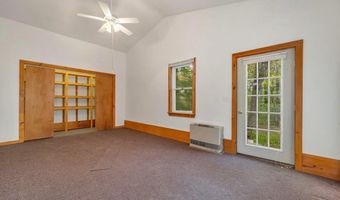 66 Hayes Rd, Alton, NH 03809