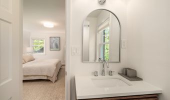 4903 EARLSTON Dr, Bethesda, MD 20816