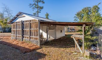 102 Lucerne, Baxley, GA 31513