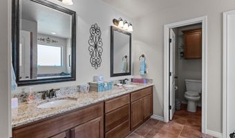 208 Teakwood Dr, Andrews, TX 79714