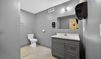 201 N Main St, Alma, WI 54610