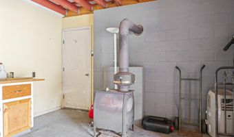 608 Berkeley Ave, Beachwood, NJ 08722