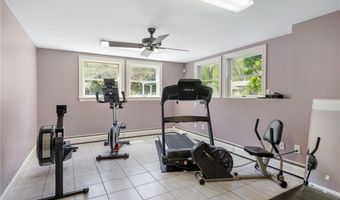 180 Ten Rod Rd, North Kingstown, RI 02852