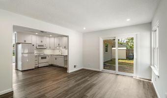 109 Schooner Ave, Barnegat, NJ 08005
