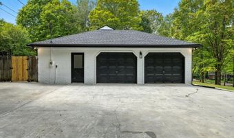 1113 Springfield Dr, Athens, TN 37303