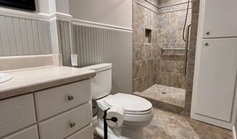 325 University Cir, Athens, GA 30605