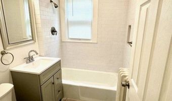 95 Roslindale Ave #1, Boston, MA 02131