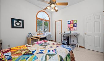 118 Ambleside Way, Amherst, OH 44001
