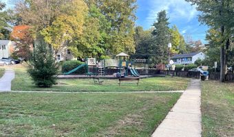 3331 WEBLEY Ct, Annandale, VA 22003