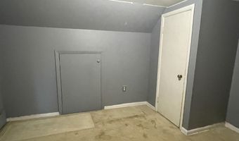 1004 Falkirk Rd, Alma, MI 48880
