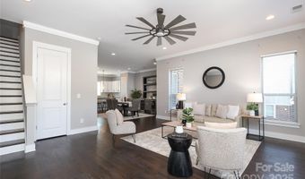 926 Steel House Blvd, Charlotte, NC 28205