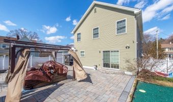 75 White St, Andover, NJ 07801