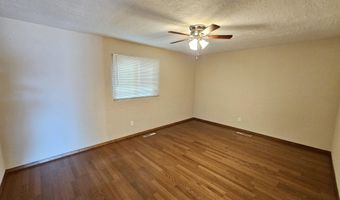 1604 LOS ARBOLES Ave NW, Albuquerque, NM 87107