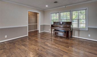 1201 Lindale Dr, Asheboro, NC 27205