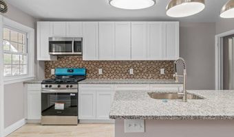 131 STANMORE Rd, Baltimore, MD 21212