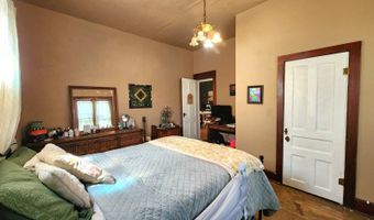 210 W Locust, Anthony, KS 67003