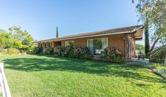 3563 Canonita Dr, Fallbrook, CA 92028