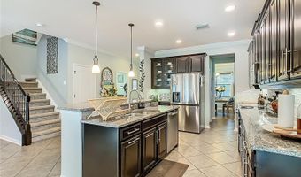 168 MAGNETA Loop, Auburndale, FL 33823