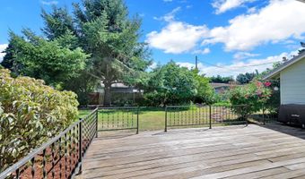 1275 ISLAND St, Springfield, OR 97477