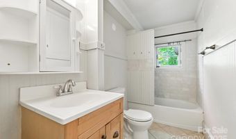 54 Downing St, Asheville, NC 28806