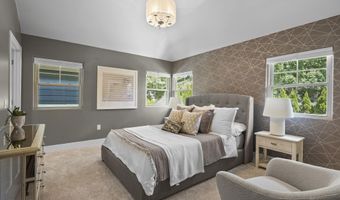 10 Roxbury Rd, Madison, WI 53704