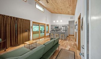 3786 Shoemaker Rdg, Beattyville, KY 41311