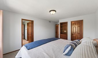 16191 Crane St NW, Andover, MN 55304
