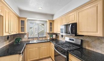 3909 Monroe Ave 101, San Diego, CA 92116